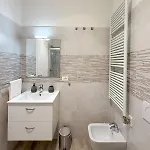 Adelune - Spazioso Vicino Arena - 2 E 6 Posti Letto Appartement